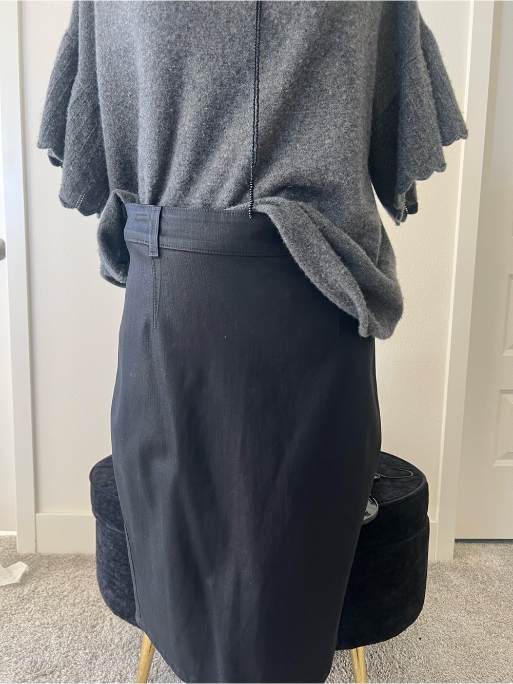 Classic Crew-Neck Sweater in Charcoal Gray